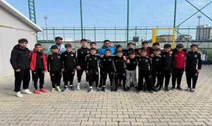 “Hedef Türk Gençliğini Başarılı Kılmak”