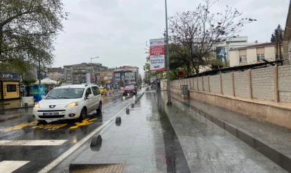 Yağmurlu Hava Hayatı Olumsuz Etkiledi