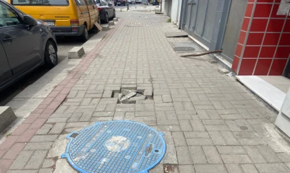 Dikkatli Yürüyün, Düşme Tehlikesi Var!