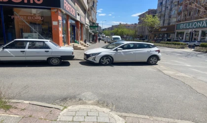 Kaldırımlar Kör Çıkmaz Gibi