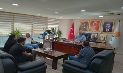Ak Parti Vatandaşların Talep Ve Sorunlarını Dinliyor