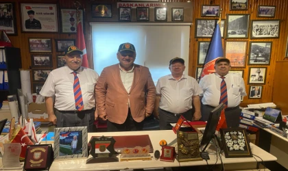 AK Parti’den Gaziler Derneği’ne Ziyaret