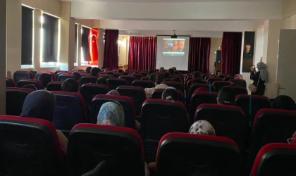 Yaz Okulunda 15 Temmuz Temalı Etkinlik Yapıldı